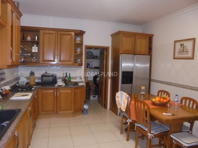 Moradia T4 para Venda em Albufeira e Olhos de Água Foto 8