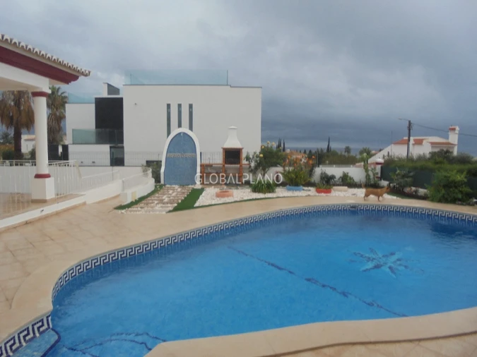 Moradia T4 para Venda em Albufeira e Olhos de Água Foto 21