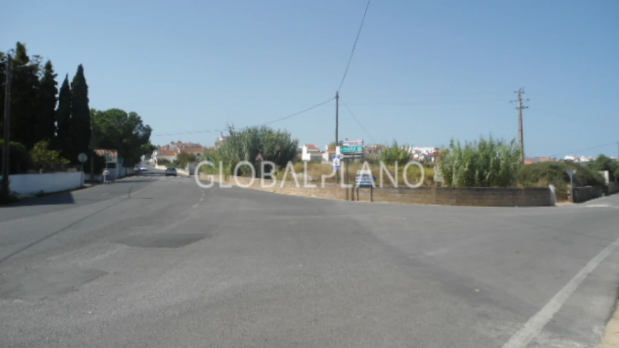 Terreno para Venda em Alvor