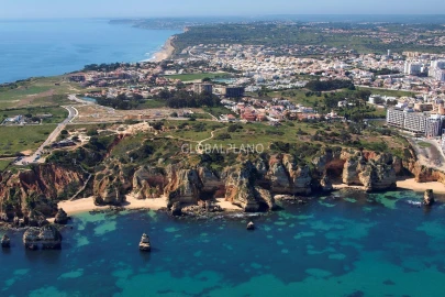 Terreno para Venda em Lagos (São Sebastião e Santa Maria)