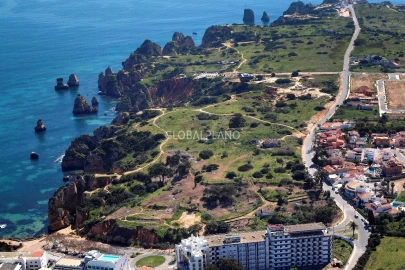 Terreno para Venda em Lagos (São Sebastião e Santa Maria)