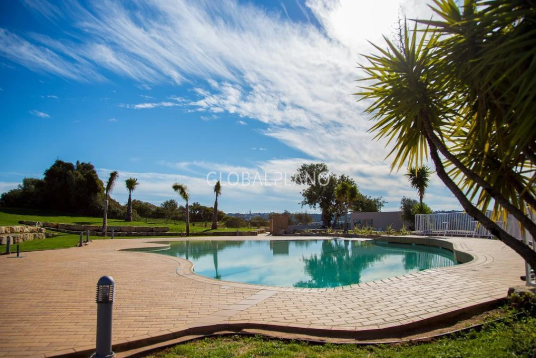 Apartamento T0 para Venda em Lagoa e Carvoeiro Foto 1