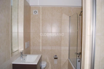 Apartamento T0 para Venda em Lagoa e Carvoeiro