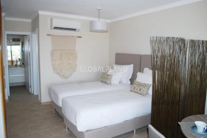 Apartamento T0 para Venda em Lagoa e Carvoeiro