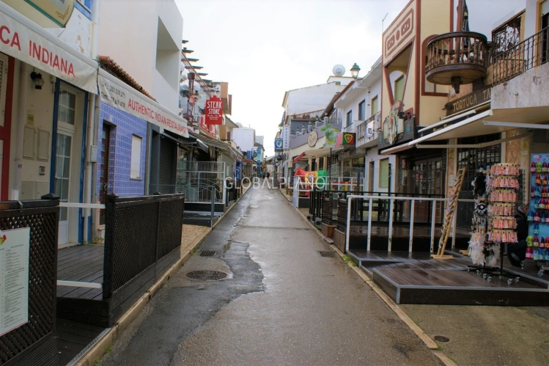 Moradia T0 para Venda em Alvor Foto 3