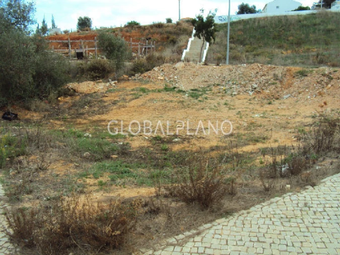 Terreno para Venda em Estômbar e Parchal Foto 1
