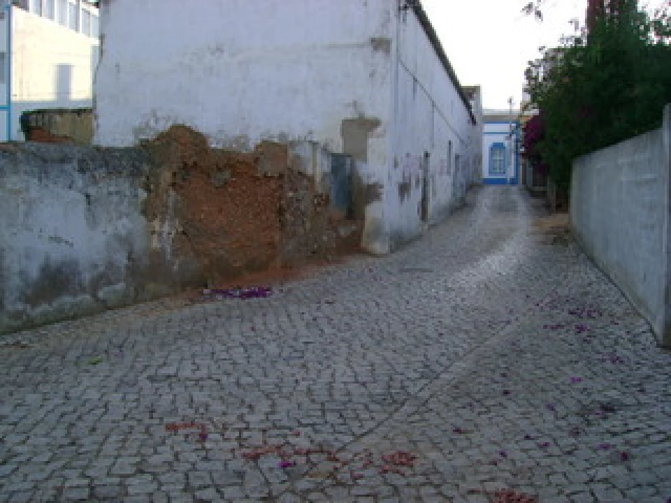 Terreno para Venda em Alvor Foto 1
