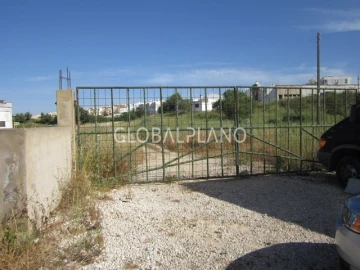 Quinta T3 para Venda em Estômbar e Parchal