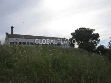 Quinta T3 para Venda em Estômbar e Parchal