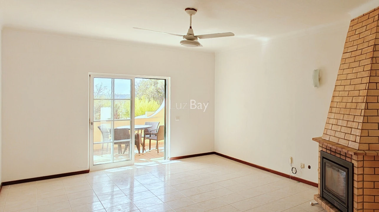 Moradia T2 para Venda em Bensafrim e Barão de São João Foto 6