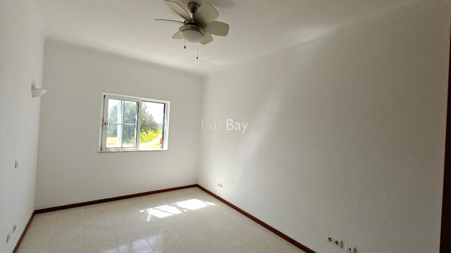 Moradia T2 para Venda em Bensafrim e Barão de São João Foto 10