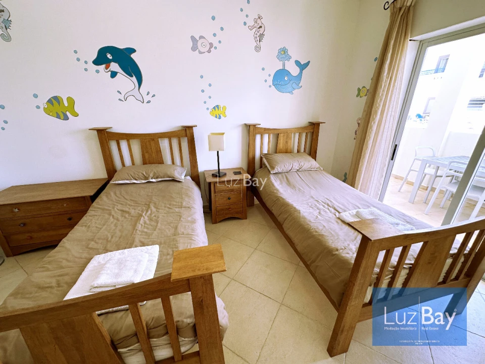 Apartamento T2 para Venda em Budens Foto 4