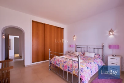 Moradia T4 para Venda em Luz