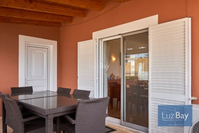 Moradia T4 para Venda em Luz