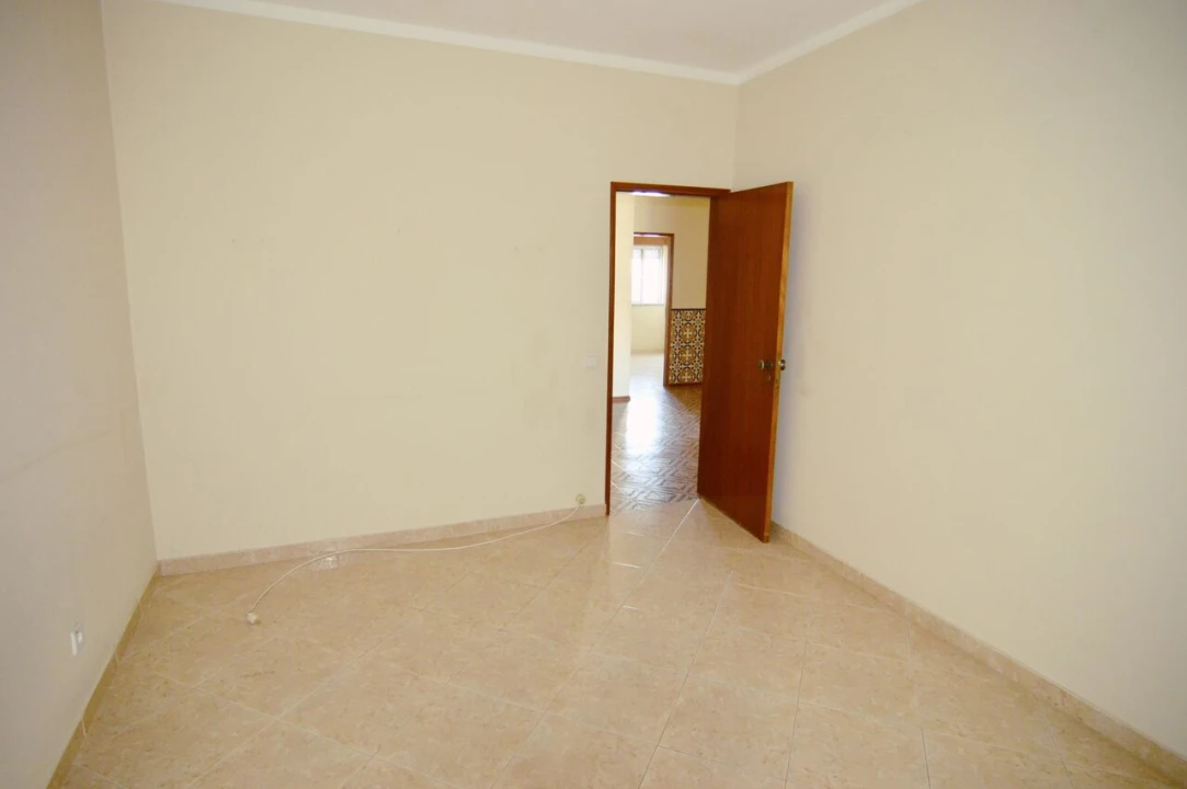 Moradia T3 para Venda em Olhão Foto 14