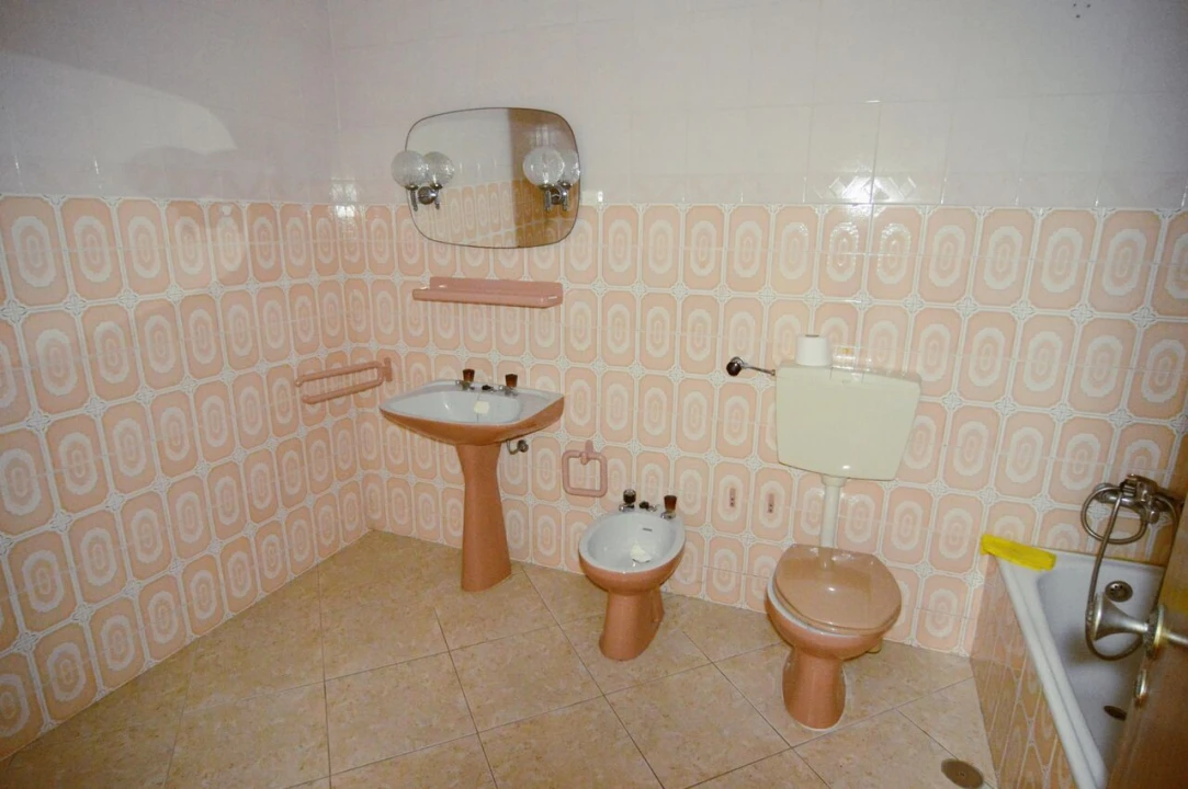 Moradia T3 para Venda em Olhão Foto 16
