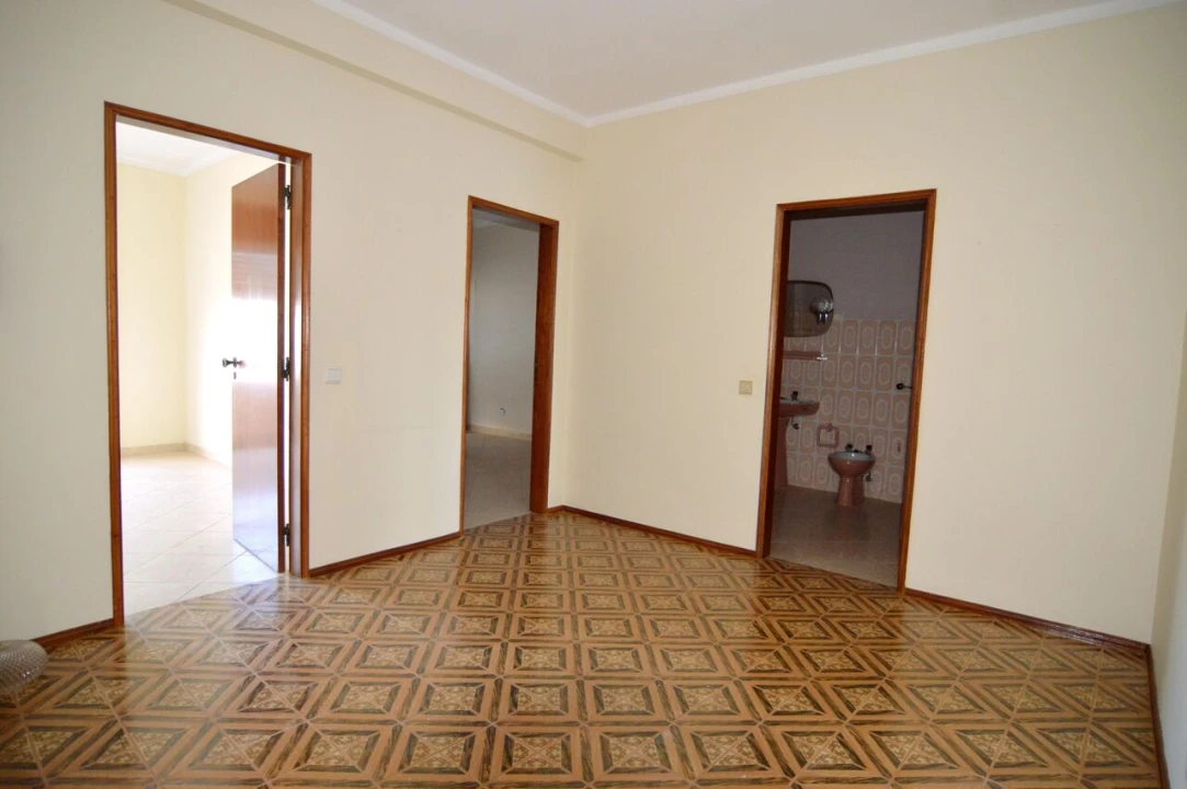 Moradia T3 para Venda em Olhão Foto 17