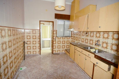 Moradia T3 para Venda em Olhão