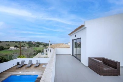 Moradia T6 para Venda em Albufeira e Olhos de Água