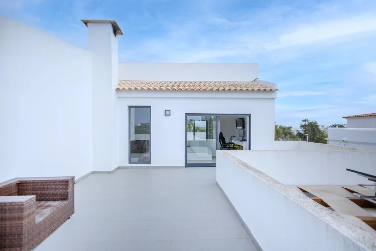 Moradia T6 para Venda em Albufeira e Olhos de Água Foto 31