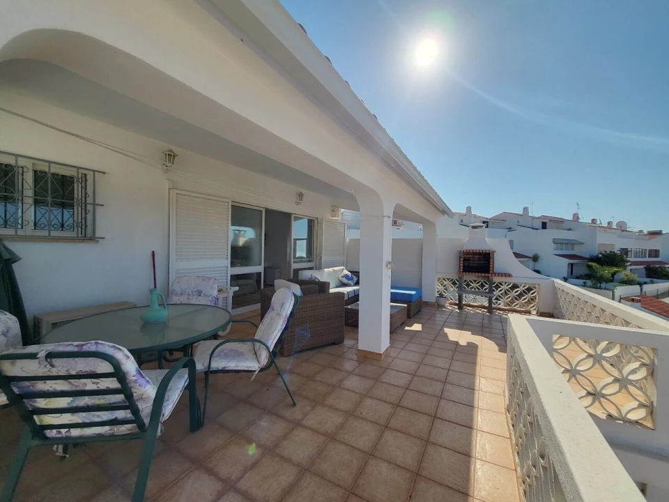 Moradia T3 para Venda em Albufeira e Olhos de Água Foto 15