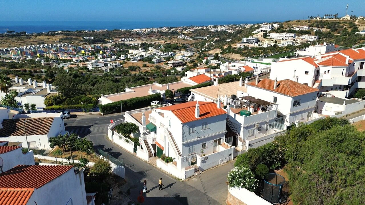 Moradia T3 para Venda em Albufeira e Olhos de Água Foto 36
