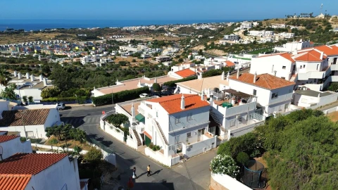 Moradia T3 para Venda em Albufeira e Olhos de Água