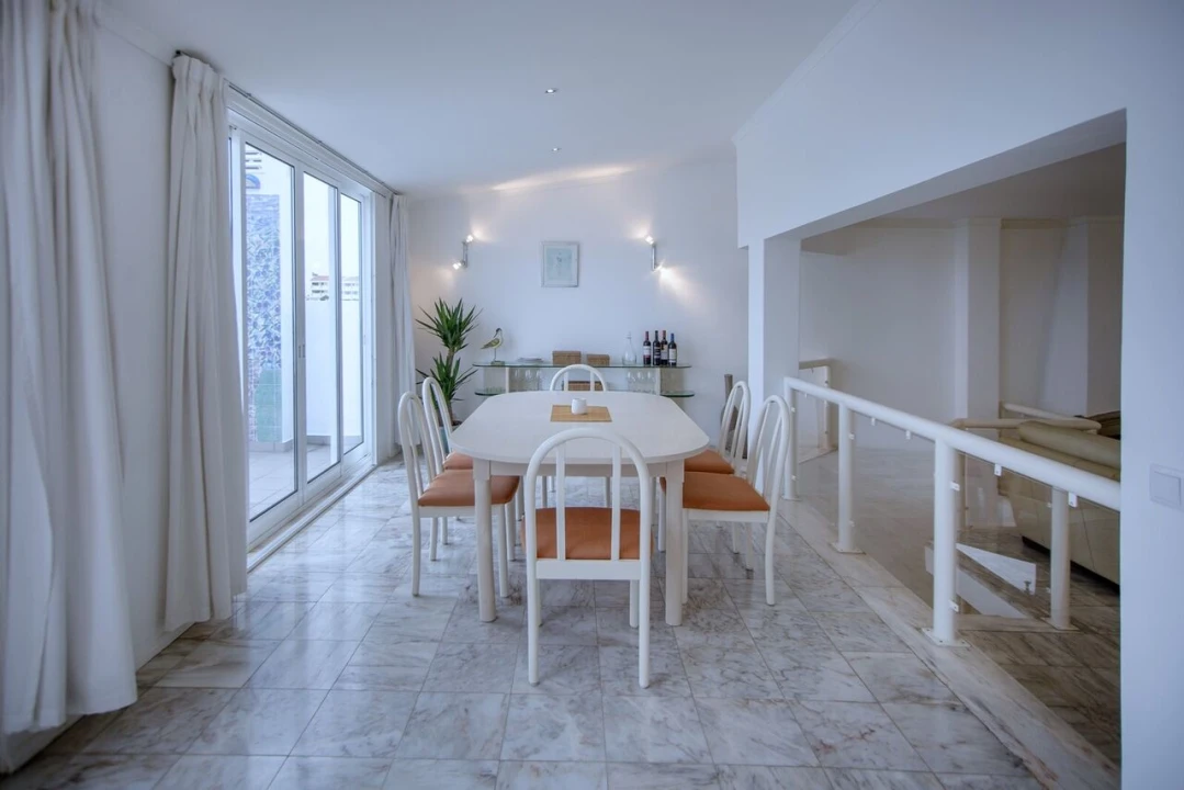 Apartamento T3 para Venda em Albufeira e Olhos de Água Foto 13