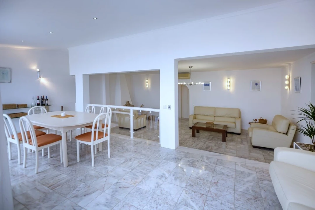 Apartamento T3 para Venda em Albufeira e Olhos de Água Foto 28