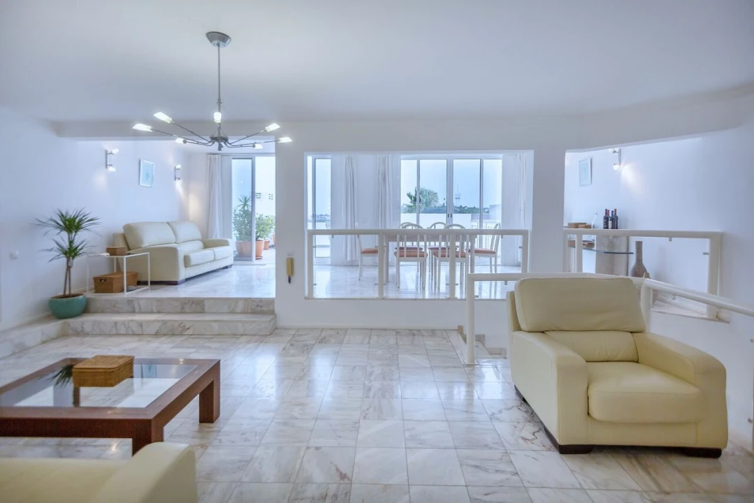 Apartamento T3 para Venda em Albufeira e Olhos de Água Foto 15