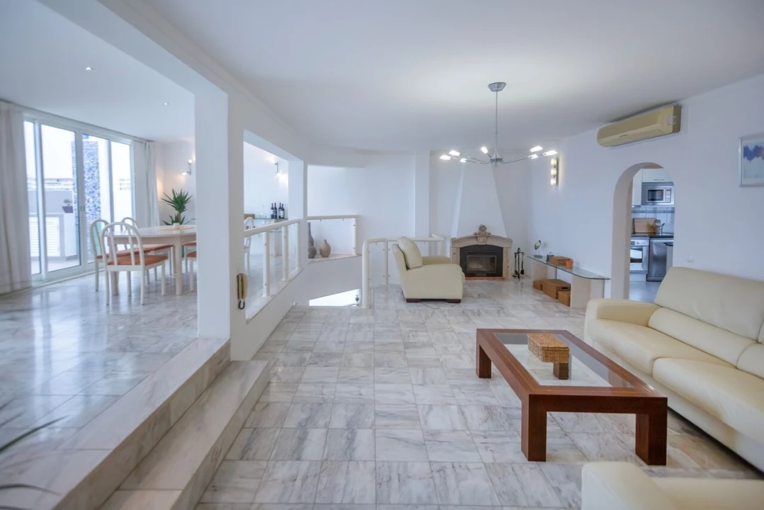 Apartamento T3 para Venda em Albufeira e Olhos de Água Foto 14