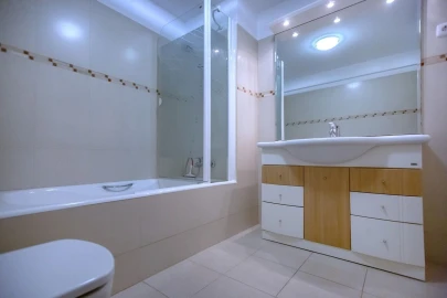 Apartamento T3 para Venda em Albufeira e Olhos de Água