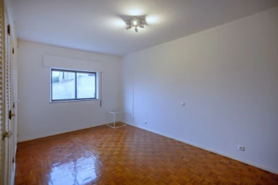 Apartamento T3 para Venda em Albufeira e Olhos de Água