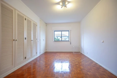 Apartamento T3 para Venda em Albufeira e Olhos de Água