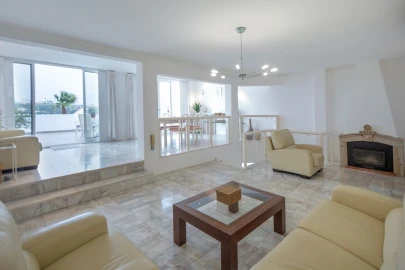 Apartamento T3 para Venda em Albufeira e Olhos de Água