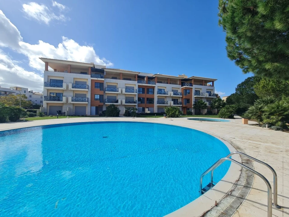 Apartamento T2 para Venda em Albufeira e Olhos de Água Foto 1