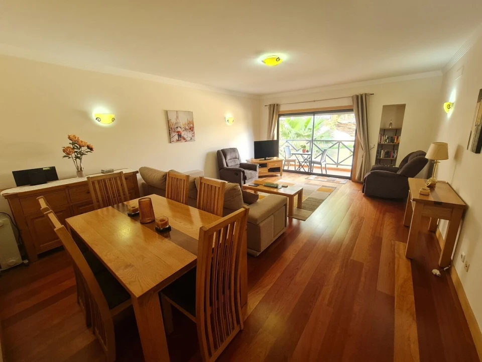 Apartamento T2 para Venda em Albufeira e Olhos de Água Foto 3