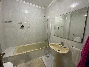 Apartamento T1 para Venda em Albufeira e Olhos de Água
