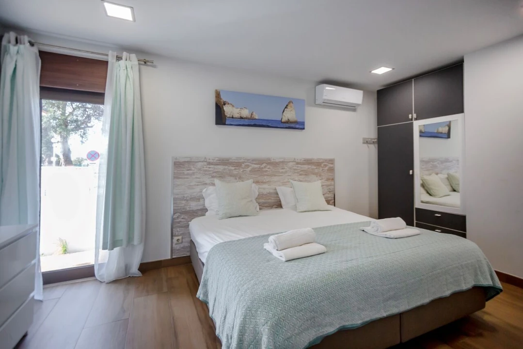 Apartamento T2 para Venda em Albufeira e Olhos de Água Foto 12