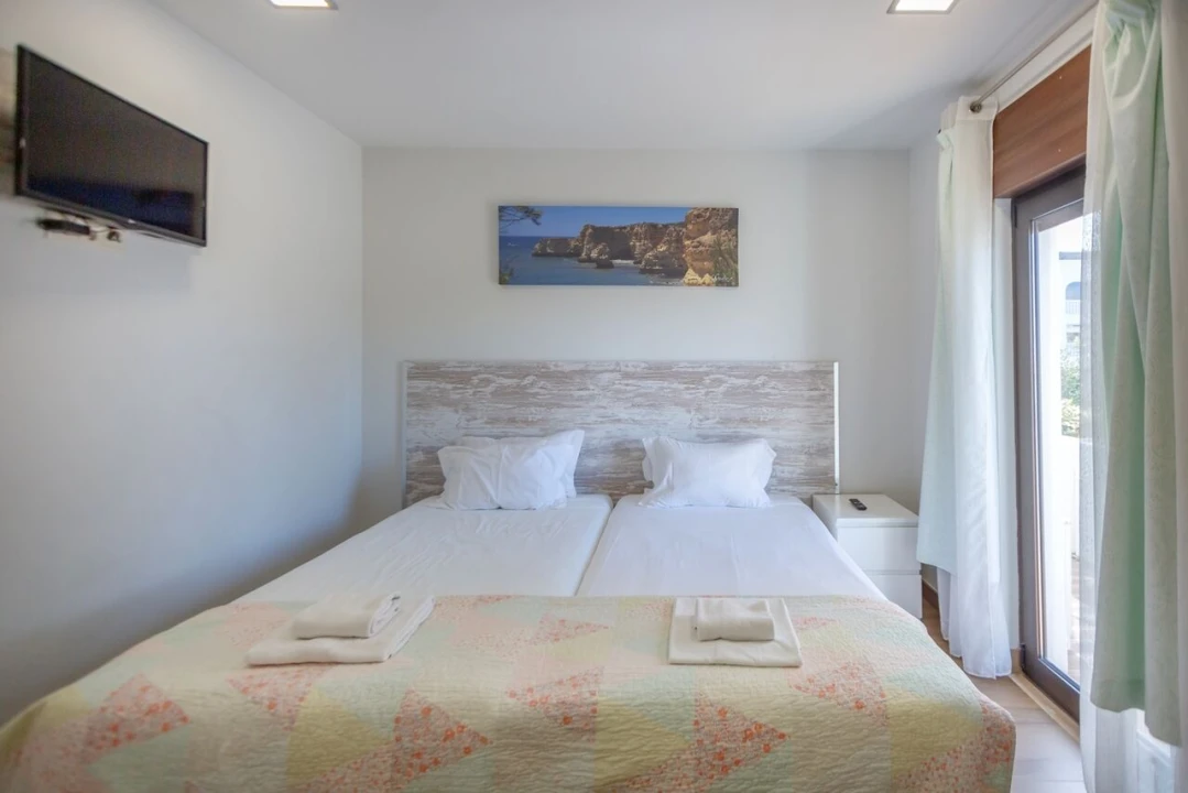 Apartamento T2 para Venda em Albufeira e Olhos de Água Foto 14