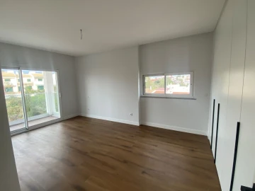 Apartamento T3 para Venda em Albufeira e Olhos de Água