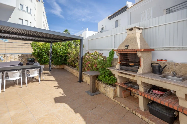 Moradia T4 para Venda em Albufeira e Olhos de Água Foto 13