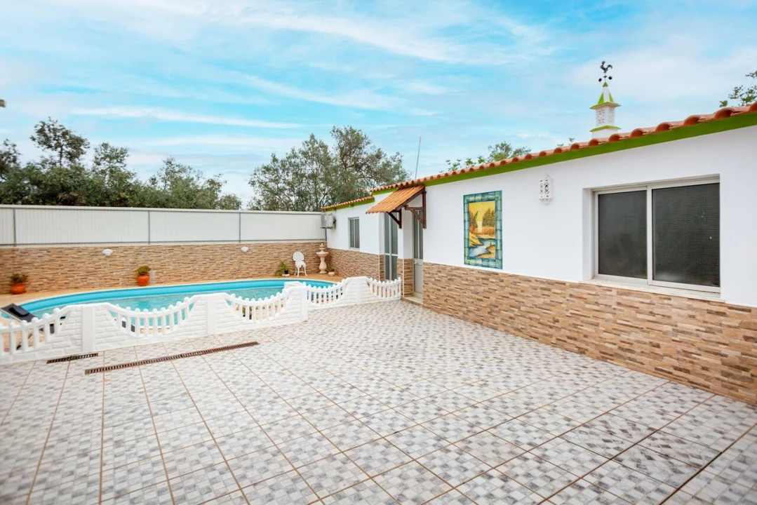 Moradia T4 para Venda em Paderne Foto 47