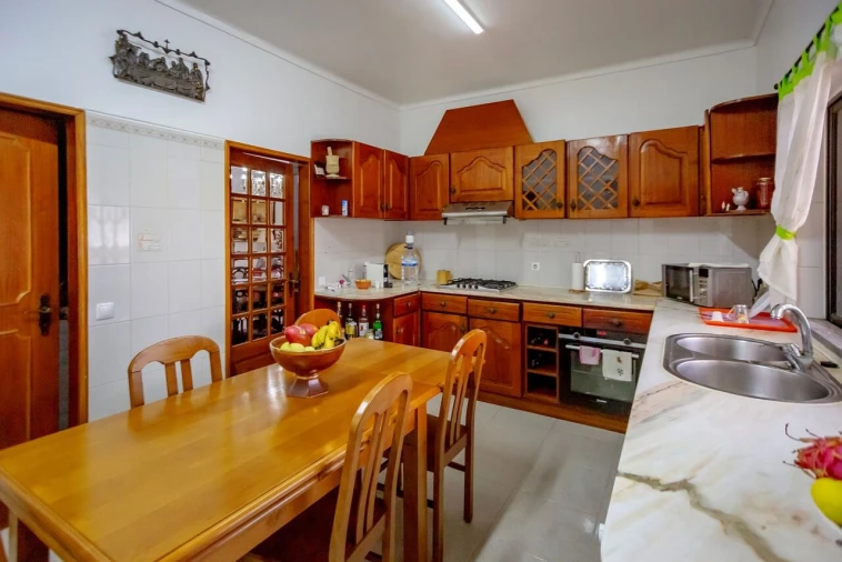 Moradia T4 para Venda em Paderne Foto 12