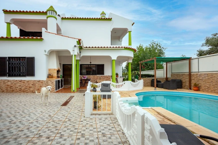 Moradia T4 para Venda em Paderne Foto 44