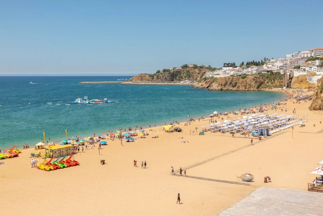Moradia T3 para Venda em Albufeira e Olhos de Água Foto 7