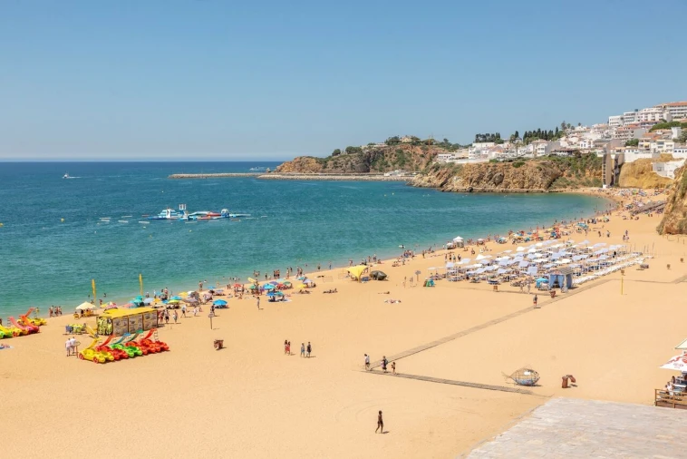 Moradia T3 para Venda em Albufeira e Olhos de Água Foto 7