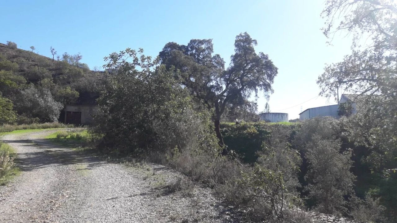 Moradia T3 para Venda em São Bartolomeu de Messines Foto 10