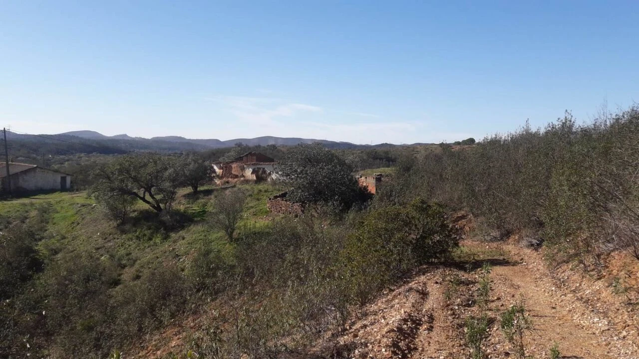 Moradia T3 para Venda em São Bartolomeu de Messines Foto 19