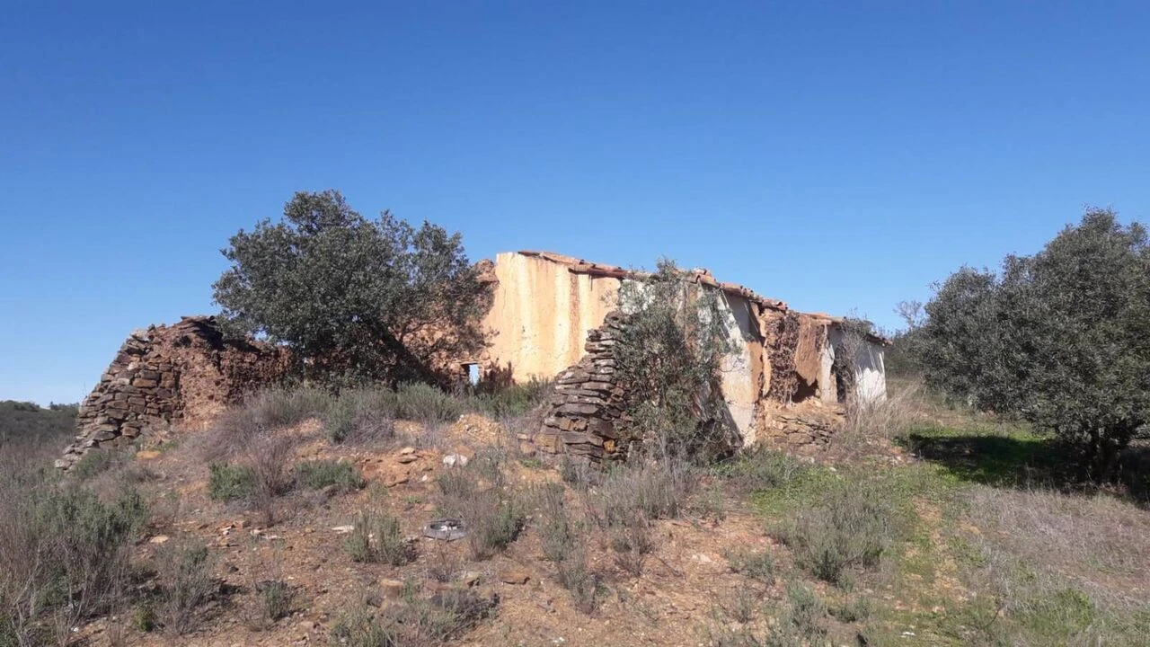 Moradia T3 para Venda em São Bartolomeu de Messines Foto 21